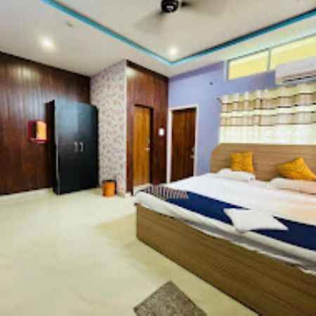 Hotel Royal Palace Bongara Kaharpara Екстер'єр фото